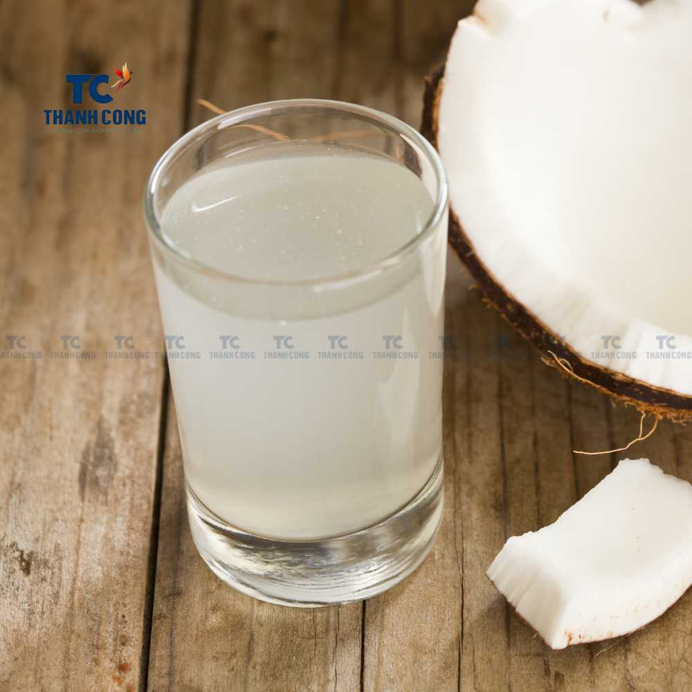 Can Coconut Water Go Bad? Ways to Preserve Coconut Water!